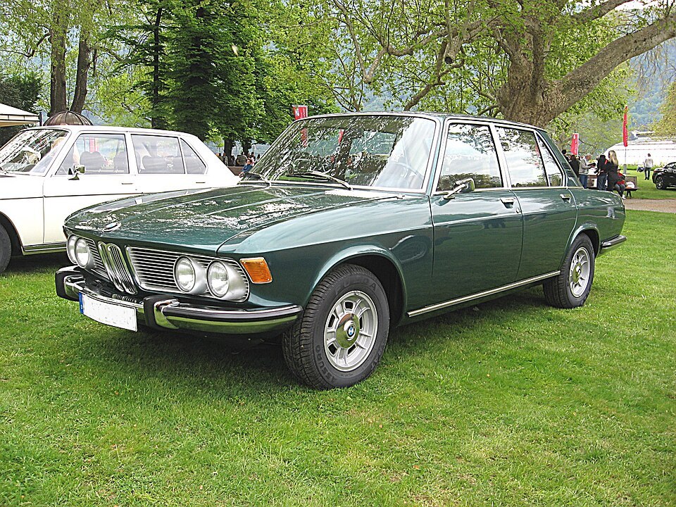 BMW 2500 E3, седан